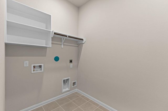 2318 Gleaming Pear Drive, Manvel, TX 77578