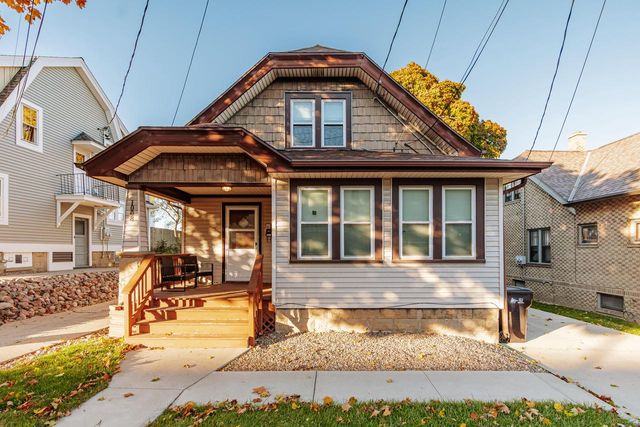1008 Rawson AVENUE, South Milwaukee, WI 53172