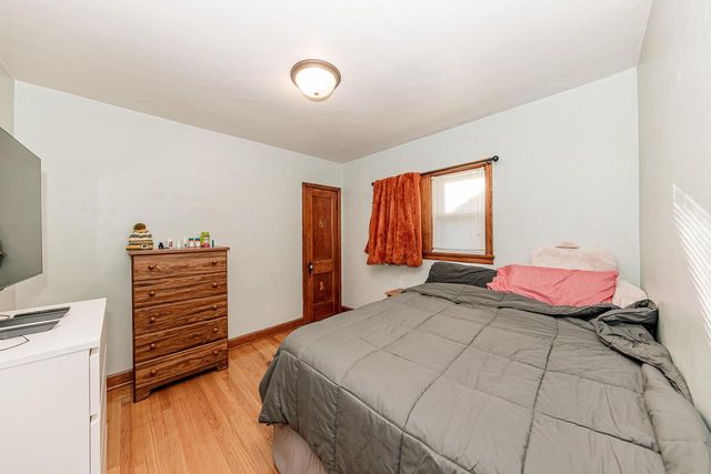 1008 Rawson AVENUE, South Milwaukee, WI 53172