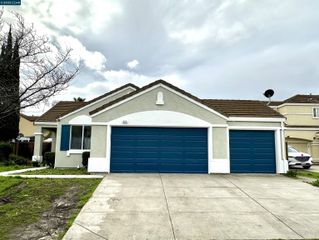111 Steinbeck Ct, Pittsburg, CA 94565