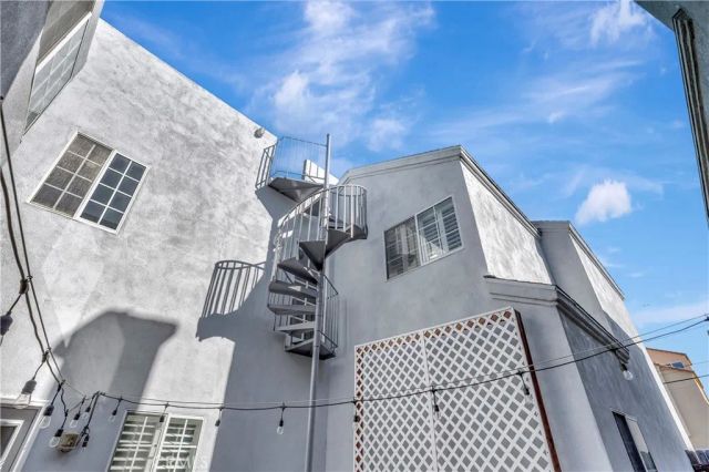 1208 California Street, Huntington Beach, CA 92648