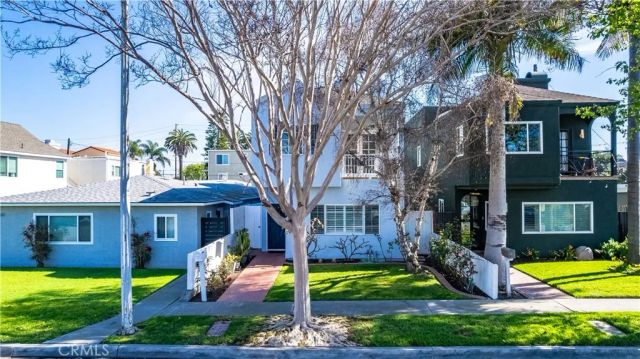 1208 California Street, Huntington Beach, CA 92648