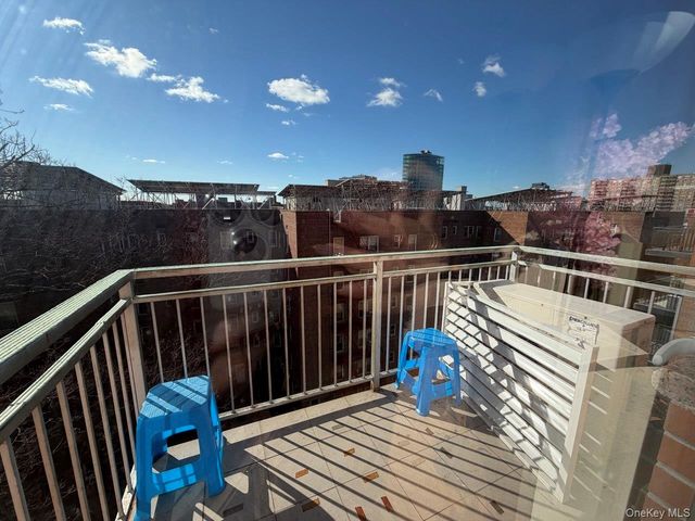 14328 41st Avenue 8C, Flushing, NY 11355