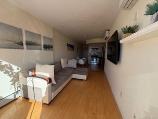14328 41st Avenue 8C, Flushing, NY 11355