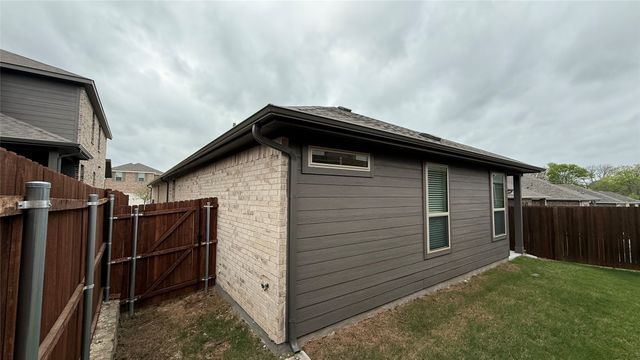 3112 Yellow Pine Drive, Melissa, TX 75454