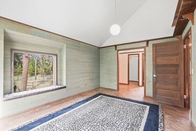 9216 Thomas Mallen Rd, Cheney, WA 99004