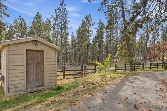 9216 Thomas Mallen Rd, Cheney, WA 99004