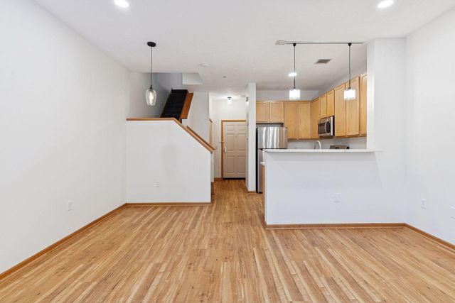 545 N 1st Street 123, Minneapolis, MN 55401