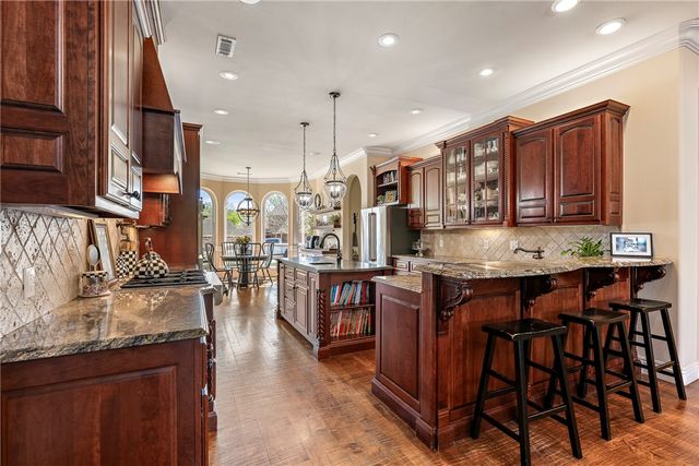 2706 S 24th Street, Rogers, AR 72758