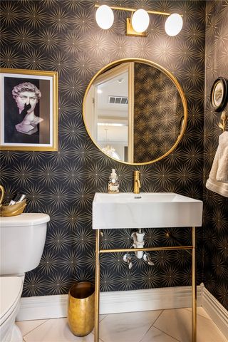 2706 S 24th Street, Rogers, AR 72758