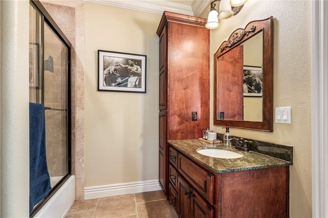 2706 S 24th Street, Rogers, AR 72758