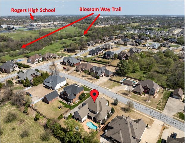 2706 S 24th Street, Rogers, AR 72758