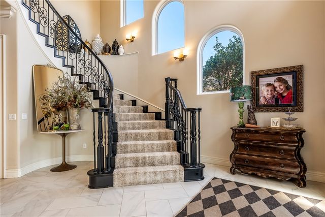 2706 S 24th Street, Rogers, AR 72758