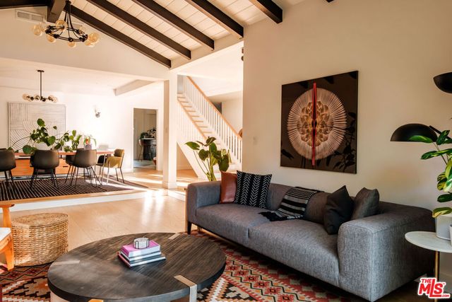 5738 Buffalo Avenue, Valley Glen, CA 91401