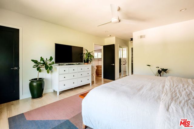 5738 Buffalo Avenue, Valley Glen, CA 91401