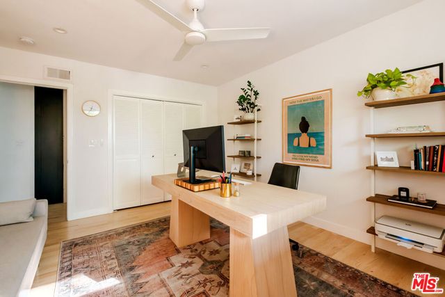 5738 Buffalo Avenue, Valley Glen, CA 91401