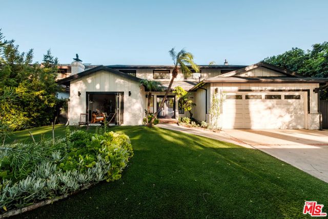 5738 Buffalo Avenue, Valley Glen, CA 91401