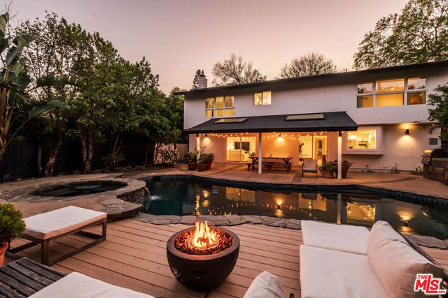 5738 Buffalo Avenue, Valley Glen, CA 91401