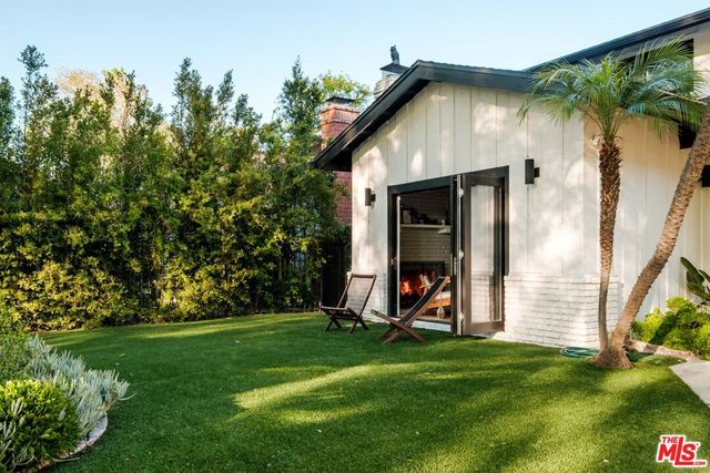 5738 Buffalo Avenue, Valley Glen, CA 91401