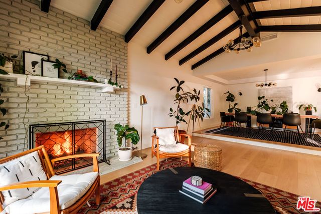 5738 Buffalo Avenue, Valley Glen, CA 91401