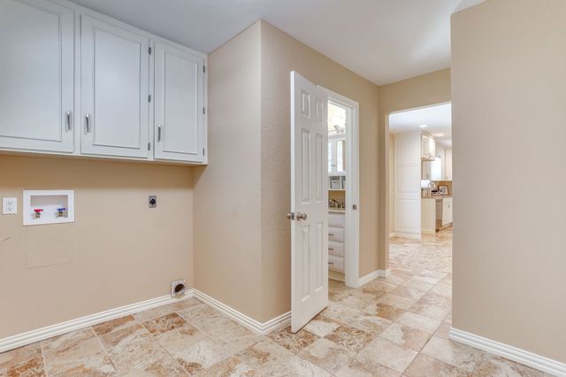 109 Timber Ridge Circle, Burleson, TX 76028