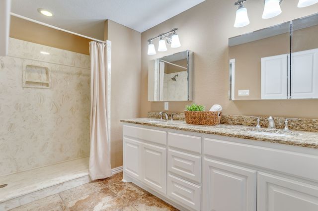 109 Timber Ridge Circle, Burleson, TX 76028