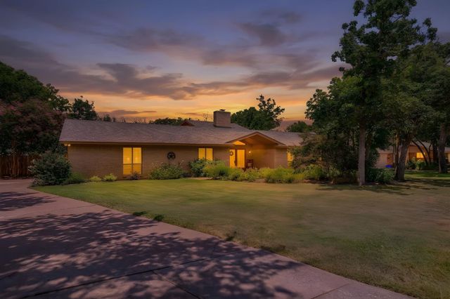 109 Timber Ridge Circle, Burleson, TX 76028