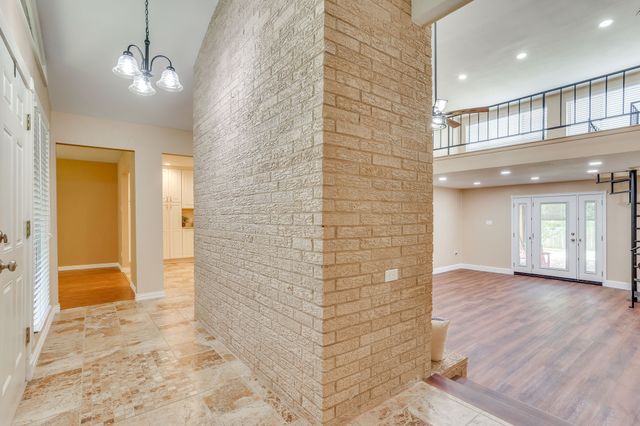 109 Timber Ridge Circle, Burleson, TX 76028
