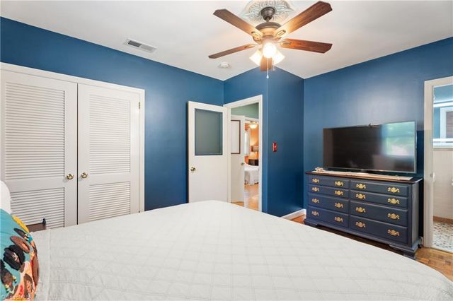 4918 Starmount Drive, Greensboro, NC 27410