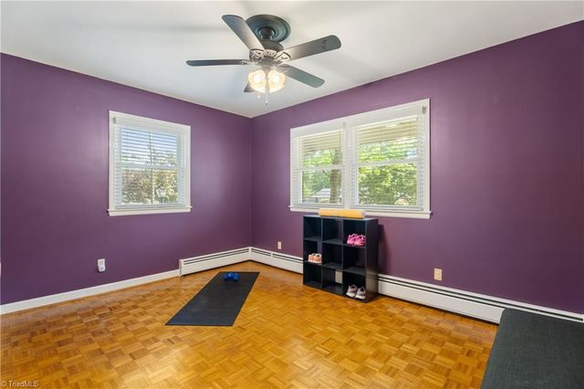 4918 Starmount Drive, Greensboro, NC 27410