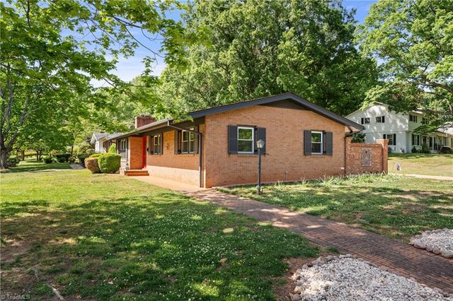 4918 Starmount Drive, Greensboro, NC 27410