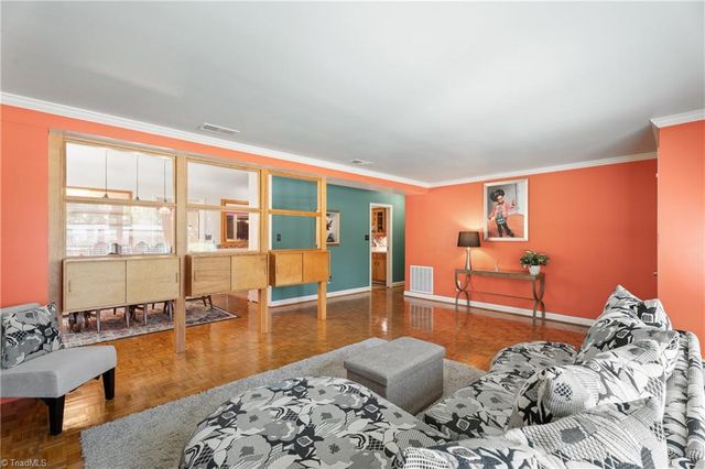 4918 Starmount Drive, Greensboro, NC 27410