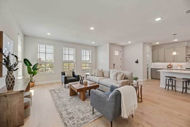 1902 Waterwalk Drive, Rowlett, TX 75088