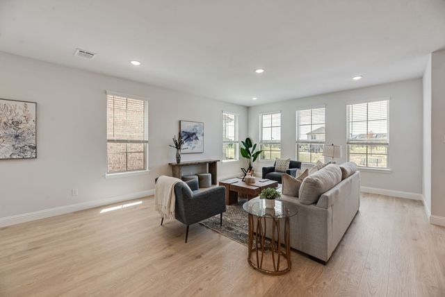 1902 Waterwalk Drive, Rowlett, TX 75088