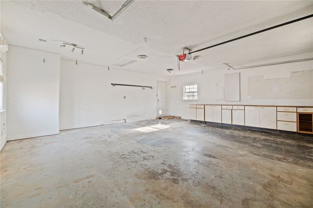 1 Elton Lane, Bella Vista, AR 72714