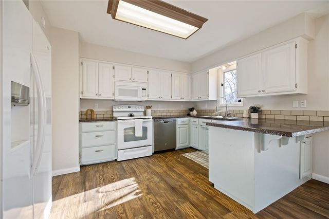 1 Elton Lane, Bella Vista, AR 72714