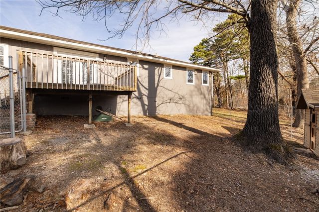 1 Elton Lane, Bella Vista, AR 72714