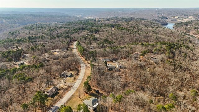 1 Elton Lane, Bella Vista, AR 72714