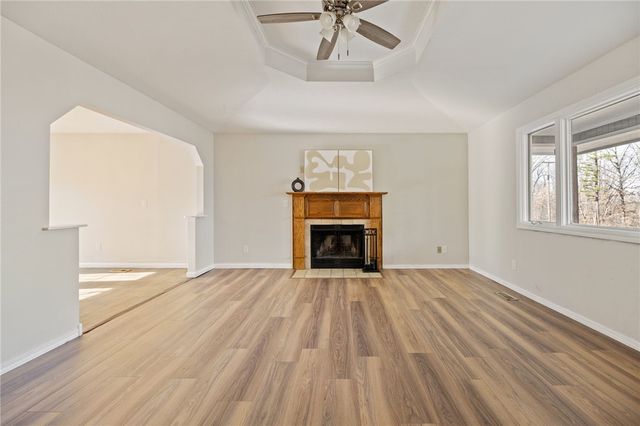 1 Elton Lane, Bella Vista, AR 72714