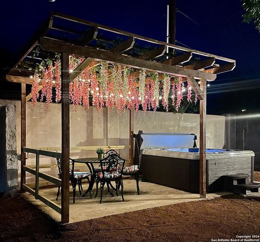 611 East Austin, Fredericksburg, TX 78624