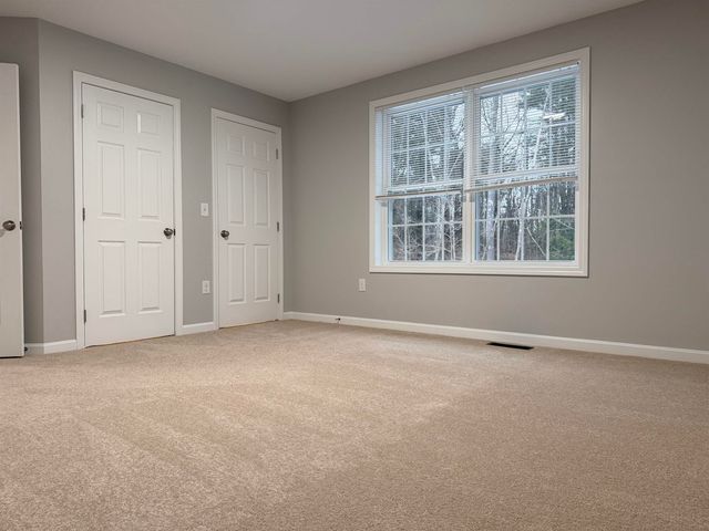 5B Red Oak Way, Boscawen, NH 03303