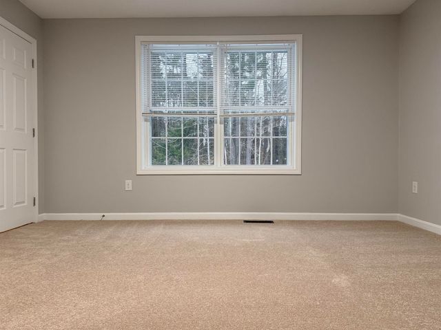 5B Red Oak Way, Boscawen, NH 03303