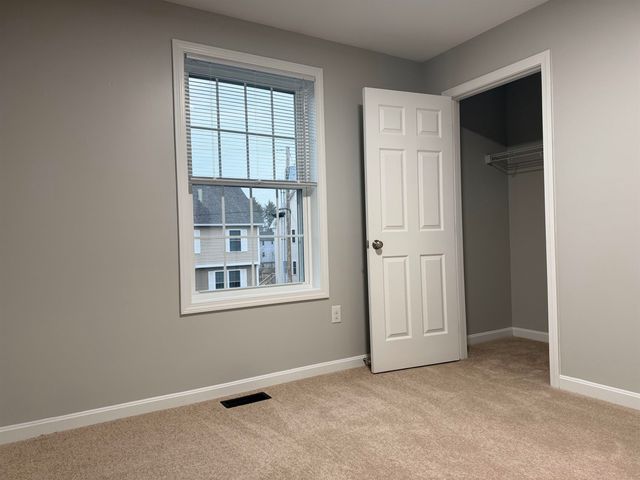 5B Red Oak Way, Boscawen, NH 03303