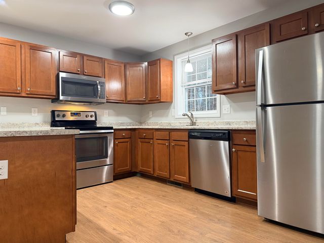 5B Red Oak Way, Boscawen, NH 03303