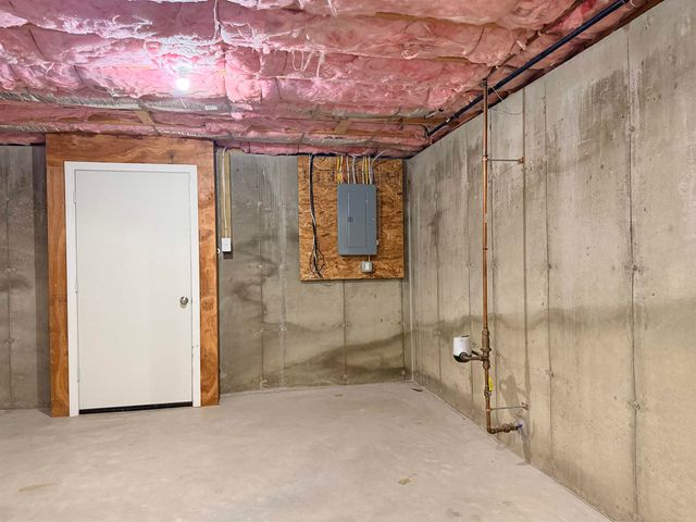 5B Red Oak Way, Boscawen, NH 03303