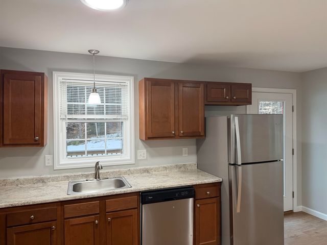 5B Red Oak Way, Boscawen, NH 03303