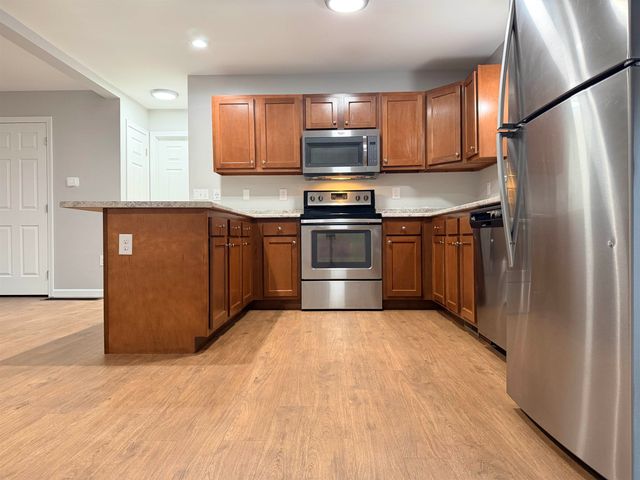 5B Red Oak Way, Boscawen, NH 03303