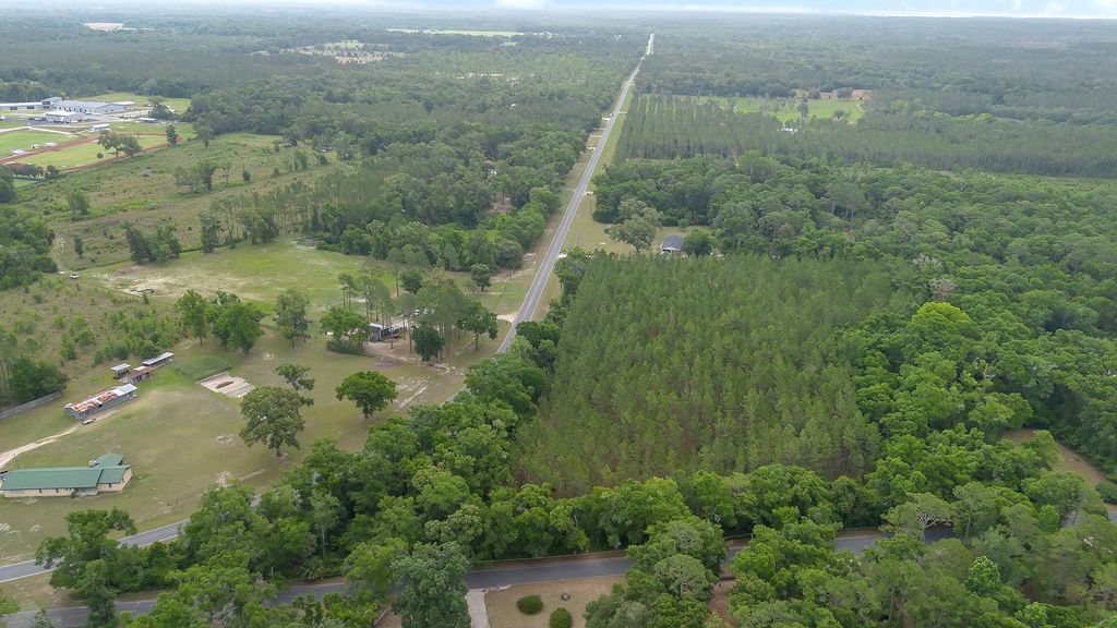 Image 3 of property listing at xx Jack Crum Road, Crawfordville, FL 32327