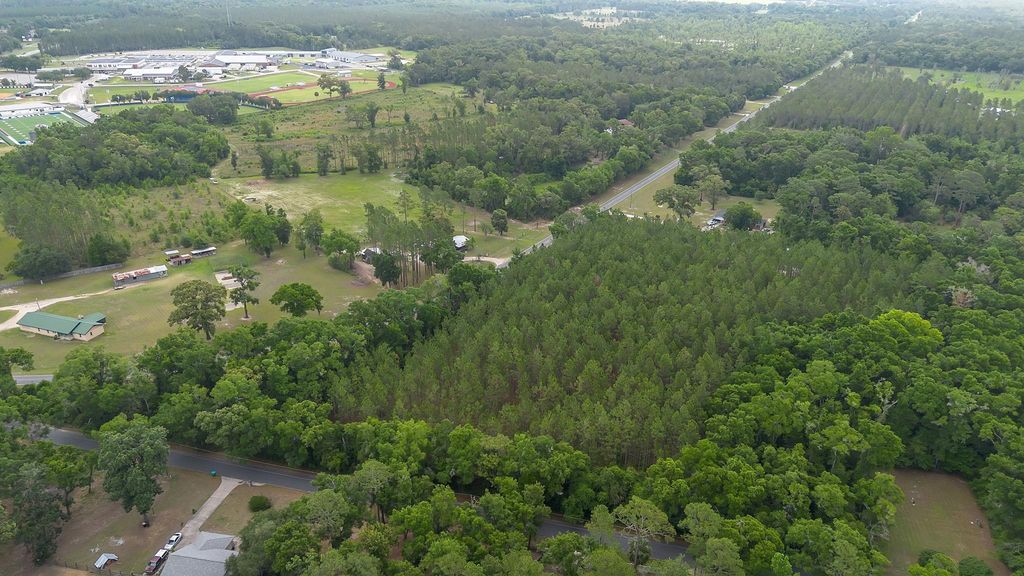 Image 4 of property listing at xx Jack Crum Road, Crawfordville, FL 32327