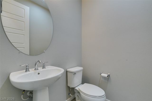 8575 Old Daylily Lane, Las Vegas, NV 89113